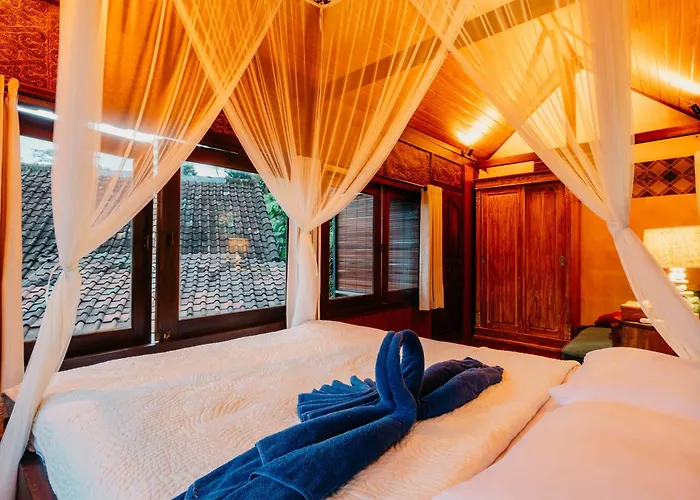 Heaven View 4 Bedroom Sayan Villa *