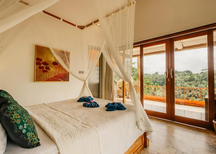 Villa Heaven View 4 Bedroom Sayan