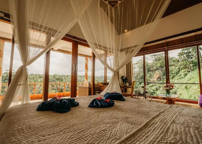Villa Heaven View 4 Bedroom Sayan *