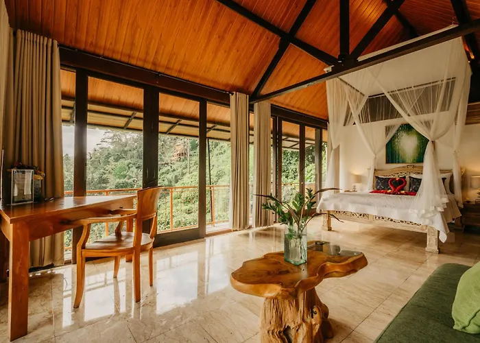 Heaven View 4 Bedroom Sayan